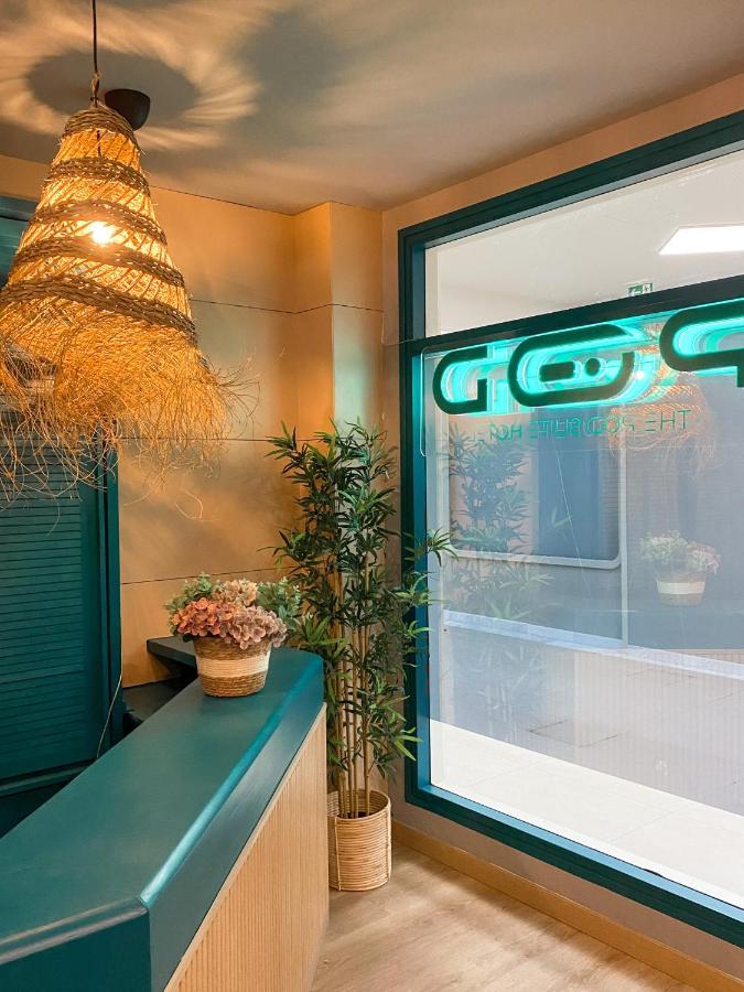 The Pod Suite Hostel Blasco Valencia Exteriör bild